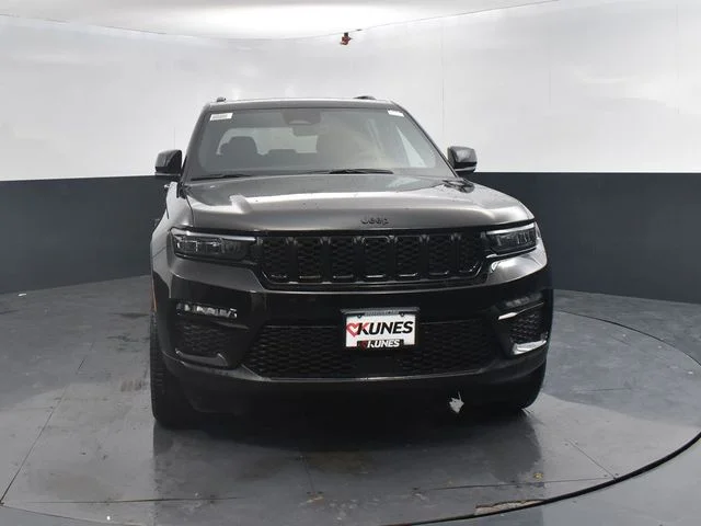 Nuevos JEEP GRAND CHEROKEE à Estados chez autogozo