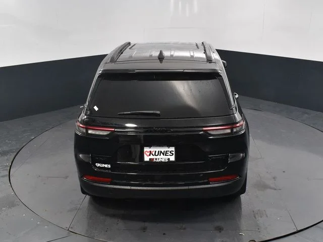 Nuevos JEEP GRAND CHEROKEE à Estados chez autogozo