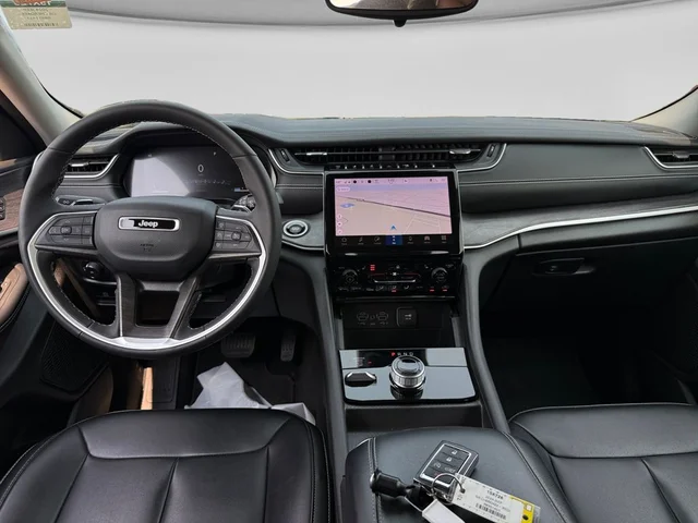 SEMINUEVOS JEEP Grand Cherokee a Estados en autogozo