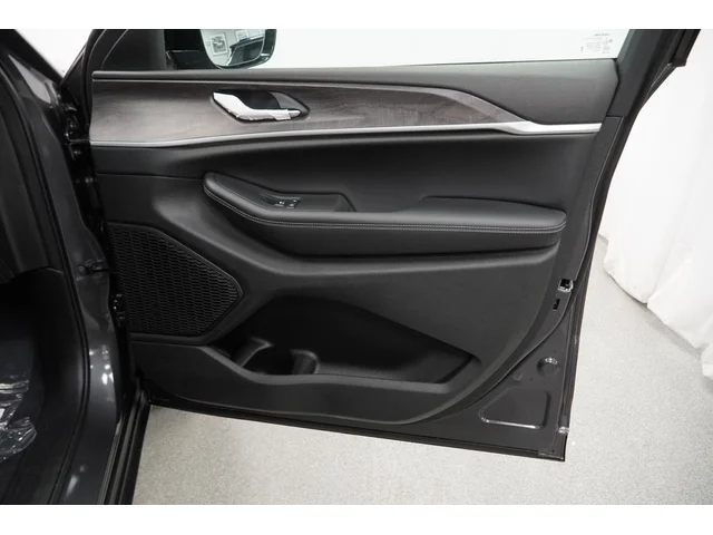 SEMINUEVOS JEEP Grand Cherokee a Estados en autogozo