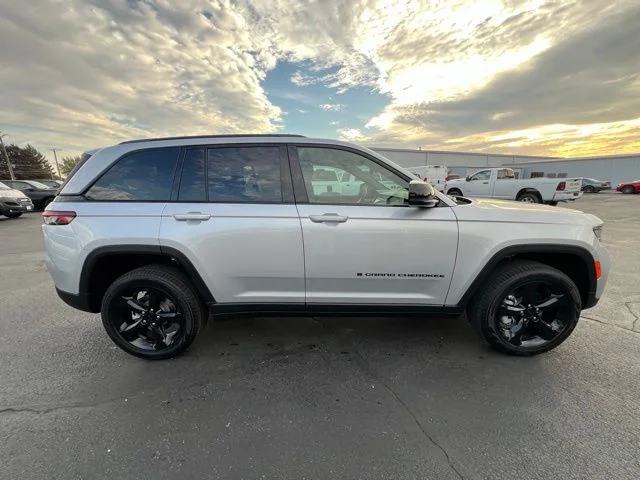 Nuevos JEEP GRAND CHEROKEE à Estados chez autogozo