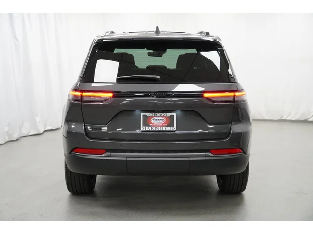 Nuevos JEEP GRAND CHEROKEE à Estados chez autogozo