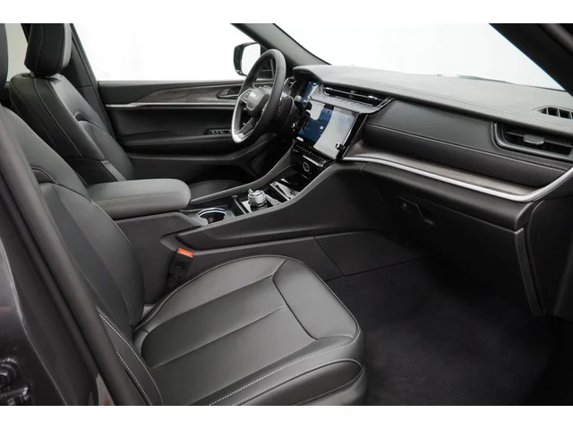 Nuevos JEEP GRAND CHEROKEE à Estados chez autogozo