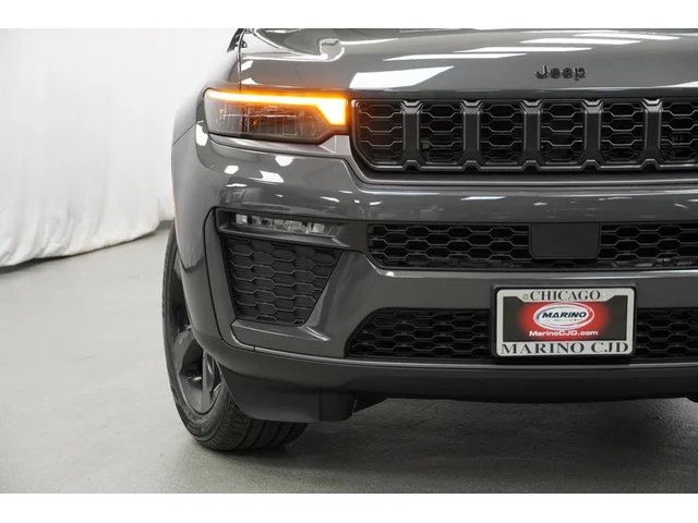 Nuevos JEEP GRAND CHEROKEE à Estados chez autogozo