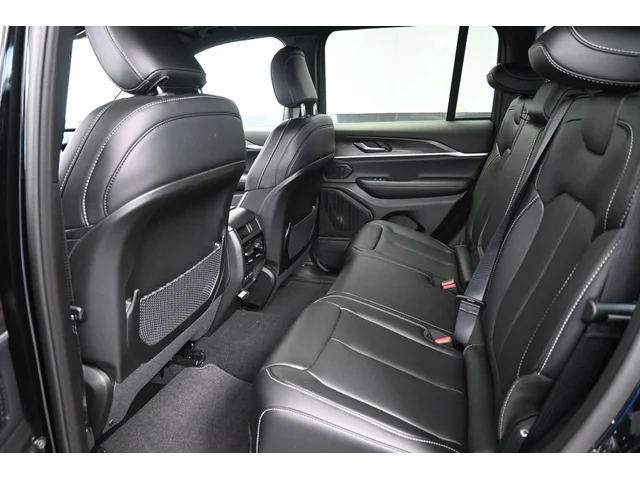Nuevos JEEP GRAND CHEROKEE à Estados chez autogozo