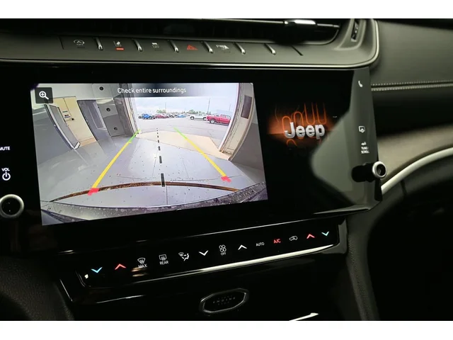 Nuevos JEEP GRAND CHEROKEE à Estados chez autogozo