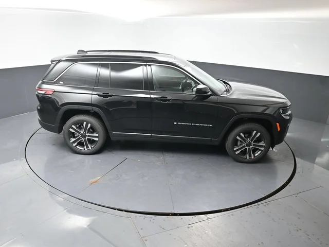 Nuevos JEEP GRAND CHEROKEE à Estados chez autogozo