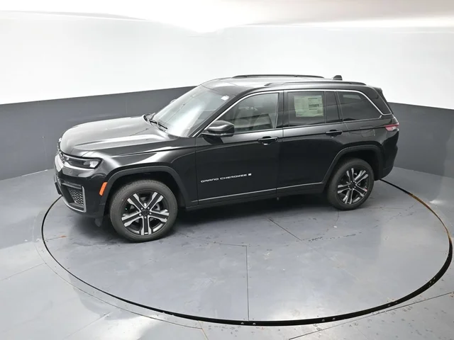 Nuevos JEEP GRAND CHEROKEE à Estados chez autogozo