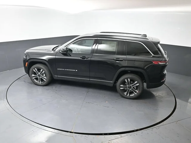 Nuevos JEEP GRAND CHEROKEE à Estados chez autogozo