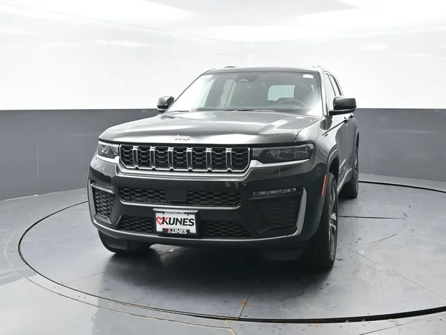 Nuevos JEEP GRAND CHEROKEE à Estados chez autogozo