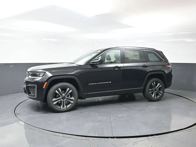 Nuevos JEEP GRAND CHEROKEE à Estados chez autogozo