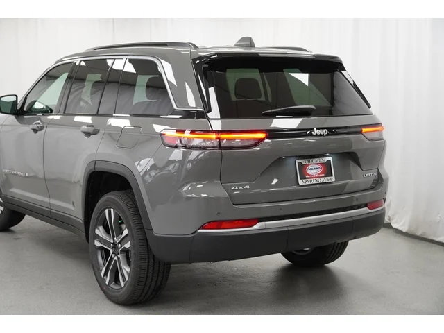 Nuevos JEEP GRAND CHEROKEE à Estados chez autogozo
