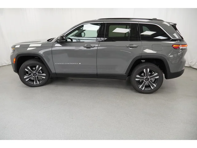 Nuevos JEEP GRAND CHEROKEE à Estados chez autogozo