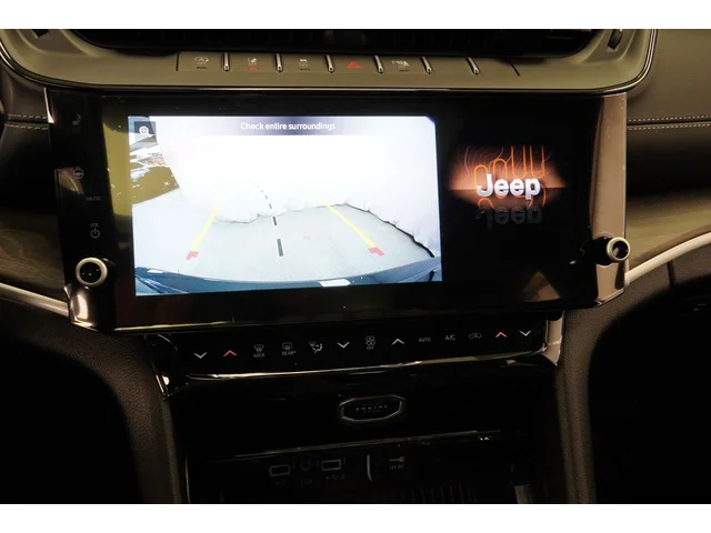 Nuevos JEEP GRAND CHEROKEE à Estados chez autogozo
