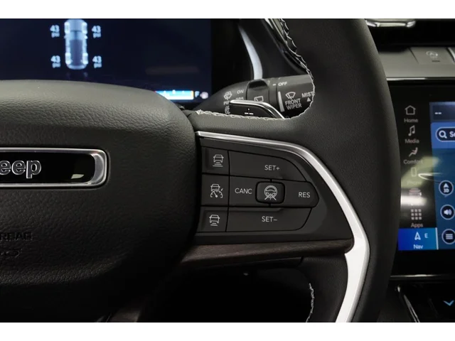 Nuevos JEEP GRAND CHEROKEE à Estados chez autogozo