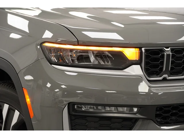 Nuevos JEEP GRAND CHEROKEE à Estados chez autogozo