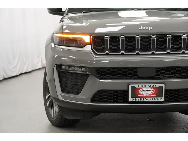 Nuevos JEEP GRAND CHEROKEE à Estados chez autogozo