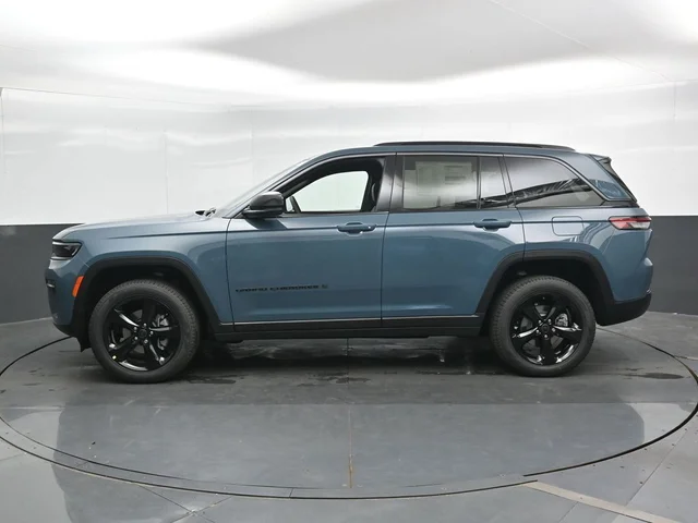 Nuevos JEEP GRAND CHEROKEE à Estados chez autogozo