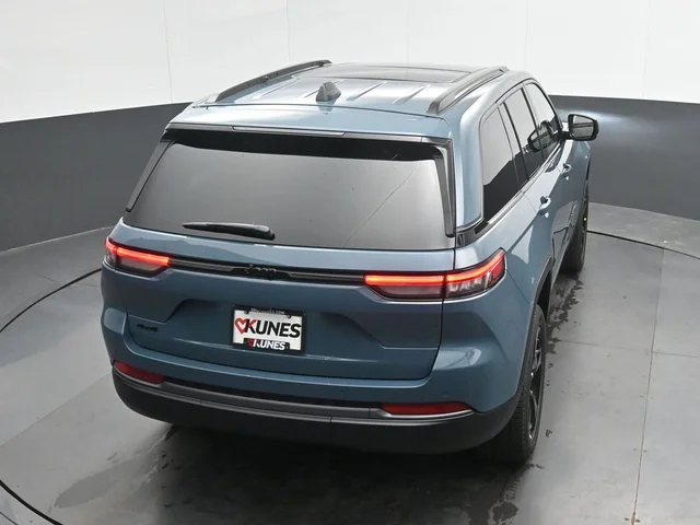 Nuevos JEEP GRAND CHEROKEE à Estados chez autogozo