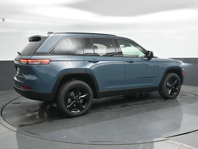 Nuevos JEEP GRAND CHEROKEE à Estados chez autogozo