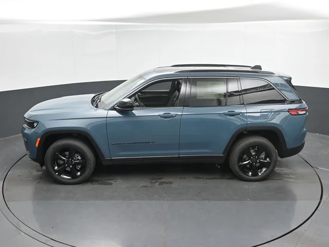 Nuevos JEEP GRAND CHEROKEE à Estados chez autogozo