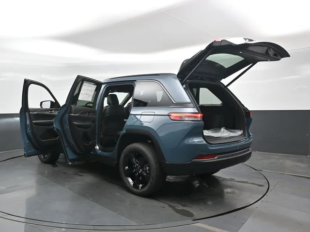 Nuevos JEEP GRAND CHEROKEE à Estados chez autogozo