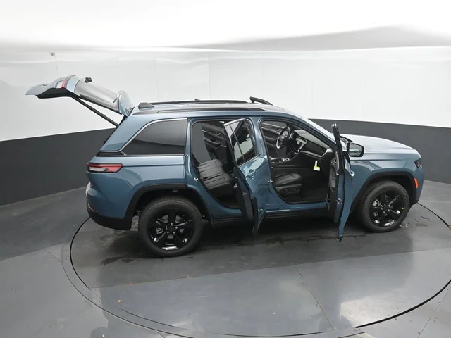 Nuevos JEEP GRAND CHEROKEE à Estados chez autogozo