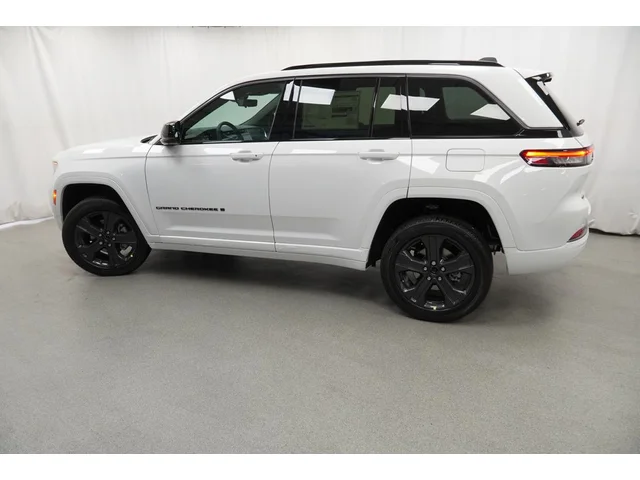 Nuevos JEEP GRAND CHEROKEE à Estados chez autogozo