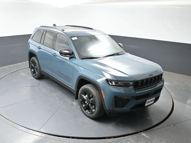 Nuevos JEEP GRAND CHEROKEE à Estados chez autogozo