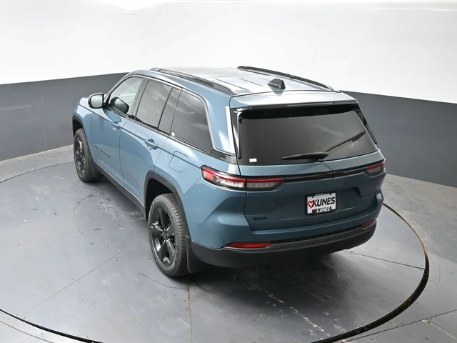 Nuevos JEEP GRAND CHEROKEE à Estados chez autogozo