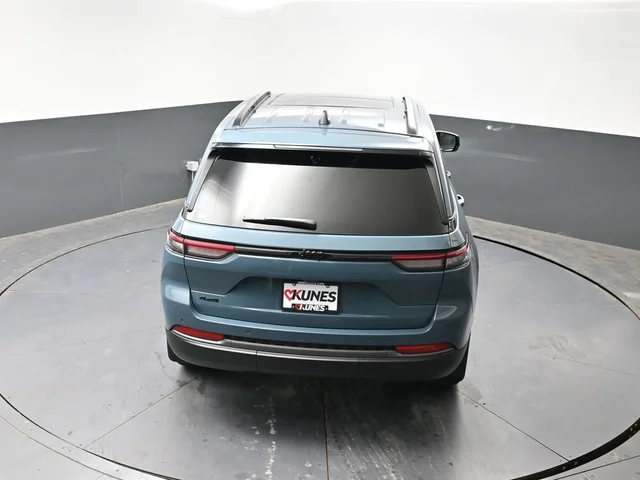 Nuevos JEEP GRAND CHEROKEE à Estados chez autogozo