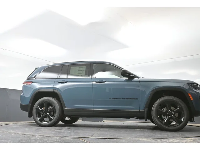 Nuevos JEEP GRAND CHEROKEE à Estados chez autogozo