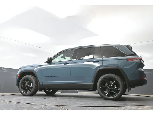 Nuevos JEEP GRAND CHEROKEE à Estados chez autogozo