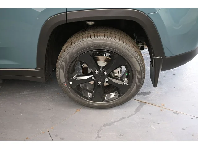 Nuevos JEEP GRAND CHEROKEE à Estados chez autogozo