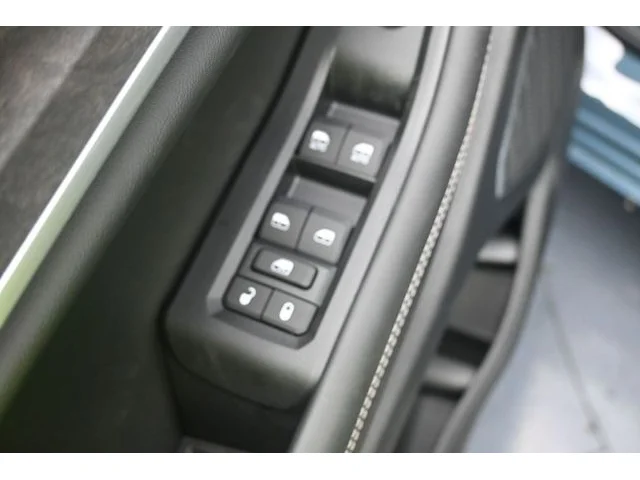 Nuevos JEEP GRAND CHEROKEE à Estados chez autogozo