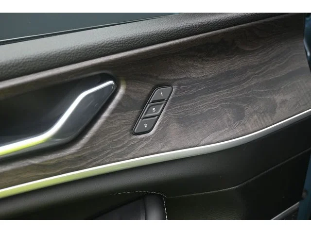 Nuevos JEEP GRAND CHEROKEE à Estados chez autogozo