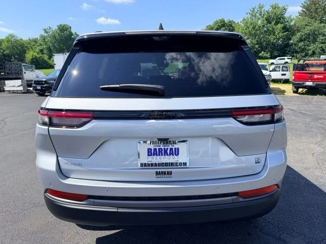 Nuevos JEEP GRAND CHEROKEE à Estados chez autogozo