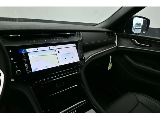 Nuevos JEEP GRAND CHEROKEE à Estados chez autogozo