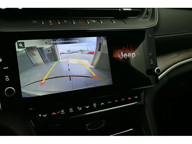 Nuevos JEEP GRAND CHEROKEE à Estados chez autogozo