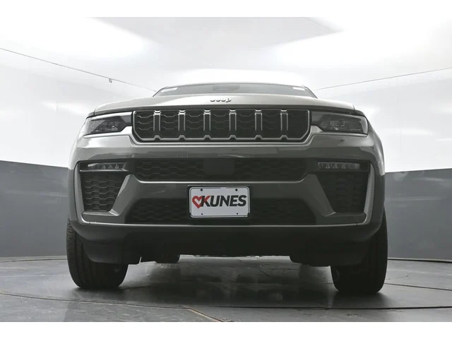 Nuevos JEEP GRAND CHEROKEE à Estados chez autogozo