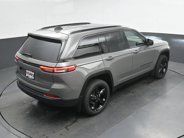 Nuevos JEEP GRAND CHEROKEE à Estados chez autogozo