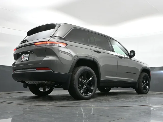 Nuevos JEEP GRAND CHEROKEE à Estados chez autogozo