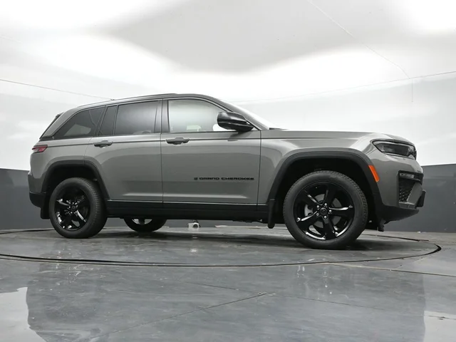 Nuevos JEEP GRAND CHEROKEE à Estados chez autogozo