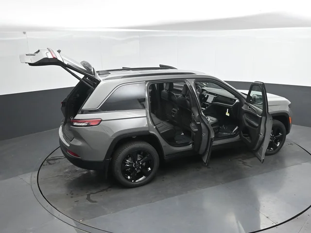 Nuevos JEEP GRAND CHEROKEE à Estados chez autogozo