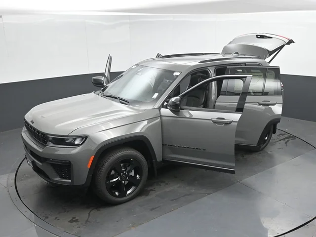 Nuevos JEEP GRAND CHEROKEE à Estados chez autogozo