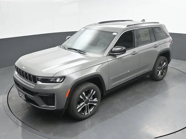 Nuevos JEEP GRAND CHEROKEE à Estados chez autogozo
