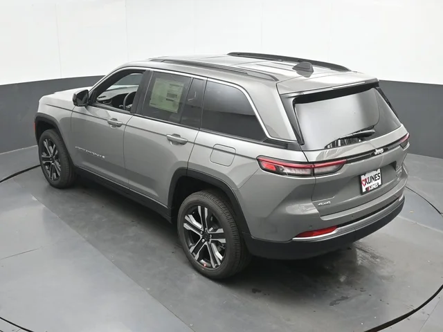 Nuevos JEEP GRAND CHEROKEE à Estados chez autogozo