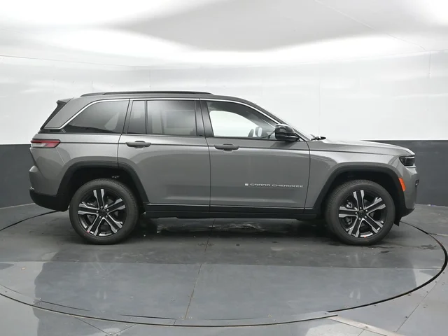 Nuevos JEEP GRAND CHEROKEE à Estados chez autogozo