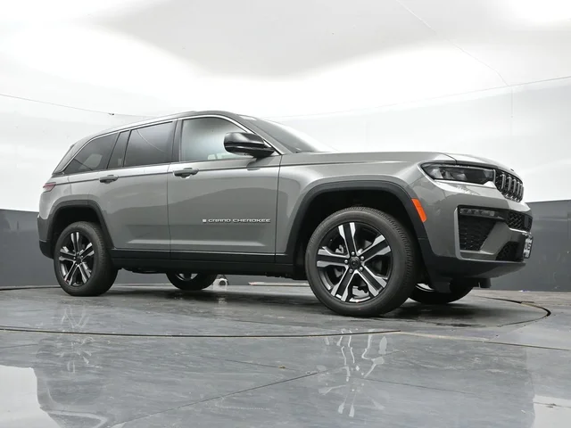 Nuevos JEEP GRAND CHEROKEE à Estados chez autogozo