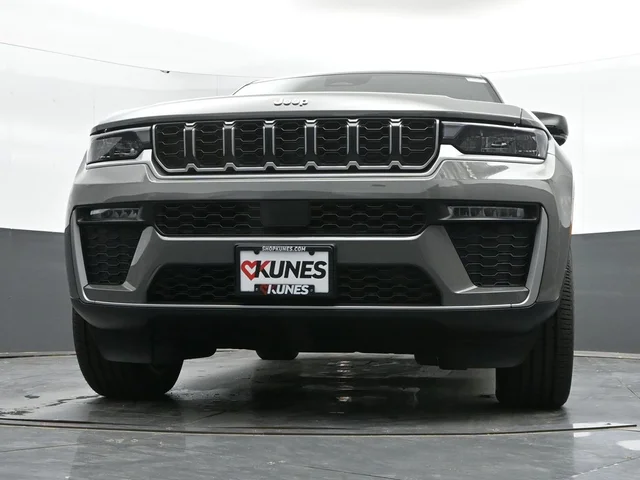 Nuevos JEEP GRAND CHEROKEE à Estados chez autogozo
